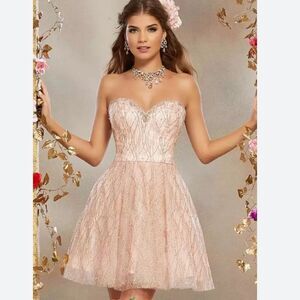 Morilee Damas Sweetheart Neckline Short Dres